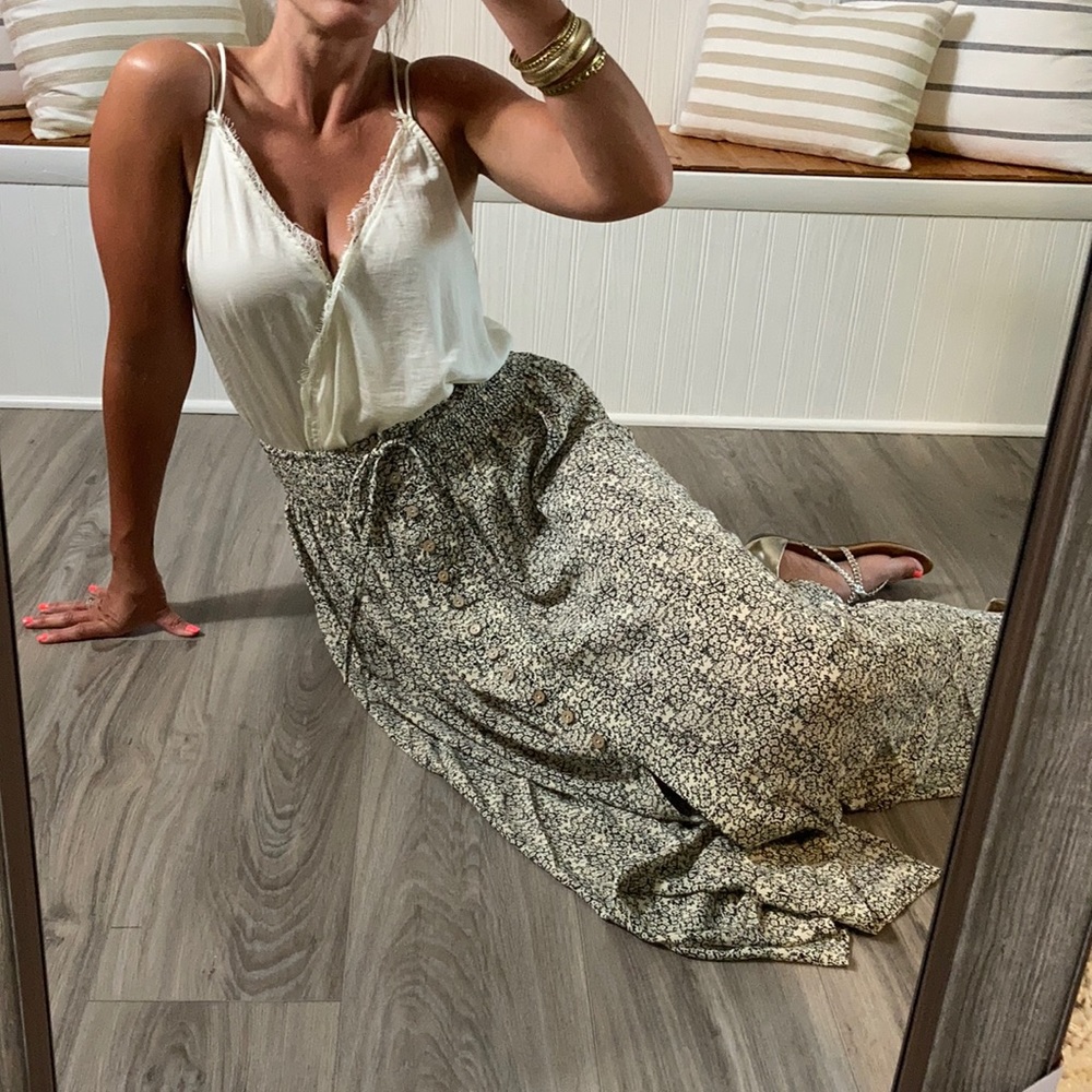 LAST3🧁 TYLER- Boho Maxi skirt - Picture 6 of 12